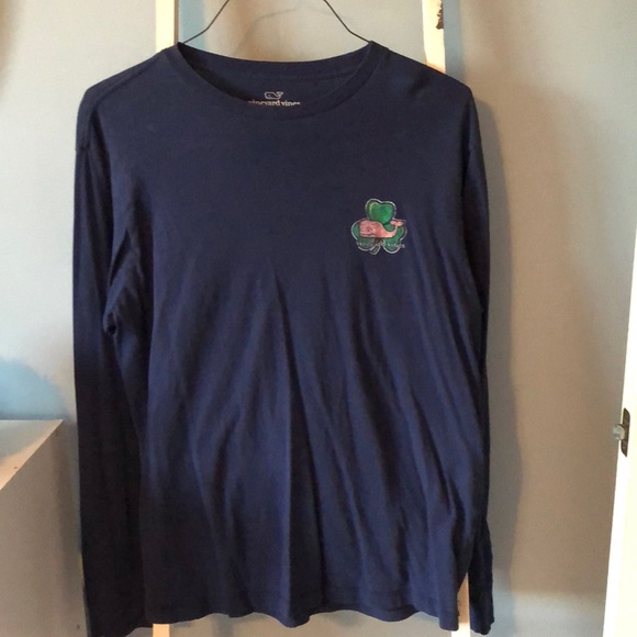 Vineyard Vines Tops - Vineyard Vines Tee-Shirt